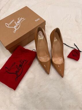 Christian Louboutin Tan Patent Leather Pointed-Toe Pumps Size UK 38.5